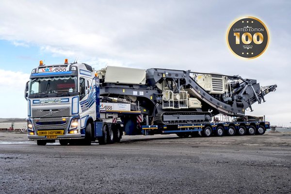 IMC - 33-0102 LIMITED EDITION Van Wijgerden Volvo FH04 Globetrotter 8x4 with Nooteboom MCO-PX 6 axle