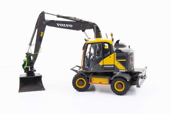 AT Collections - AT3200101 - Volvo EWR150E Wheeled Excavator with Steelwrist Tiltrotator