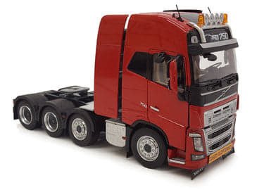 MarGe - 1915-02 - Volvo FH16 8x4 - Red